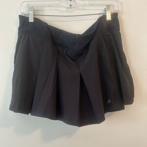 Skirts Sports Black pleated skort, size XL